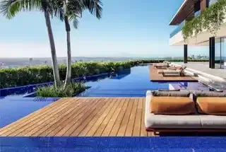 Infinity Edge Swimming Pool at Godrej Trilogy Worli